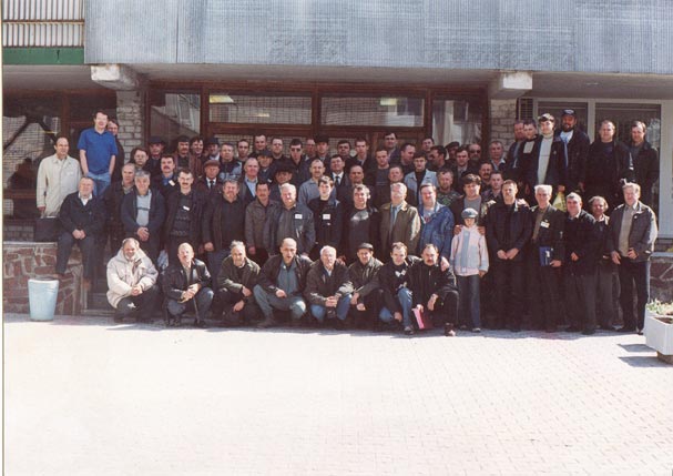 Foto-UCC-3.jpg (48339 bytes)